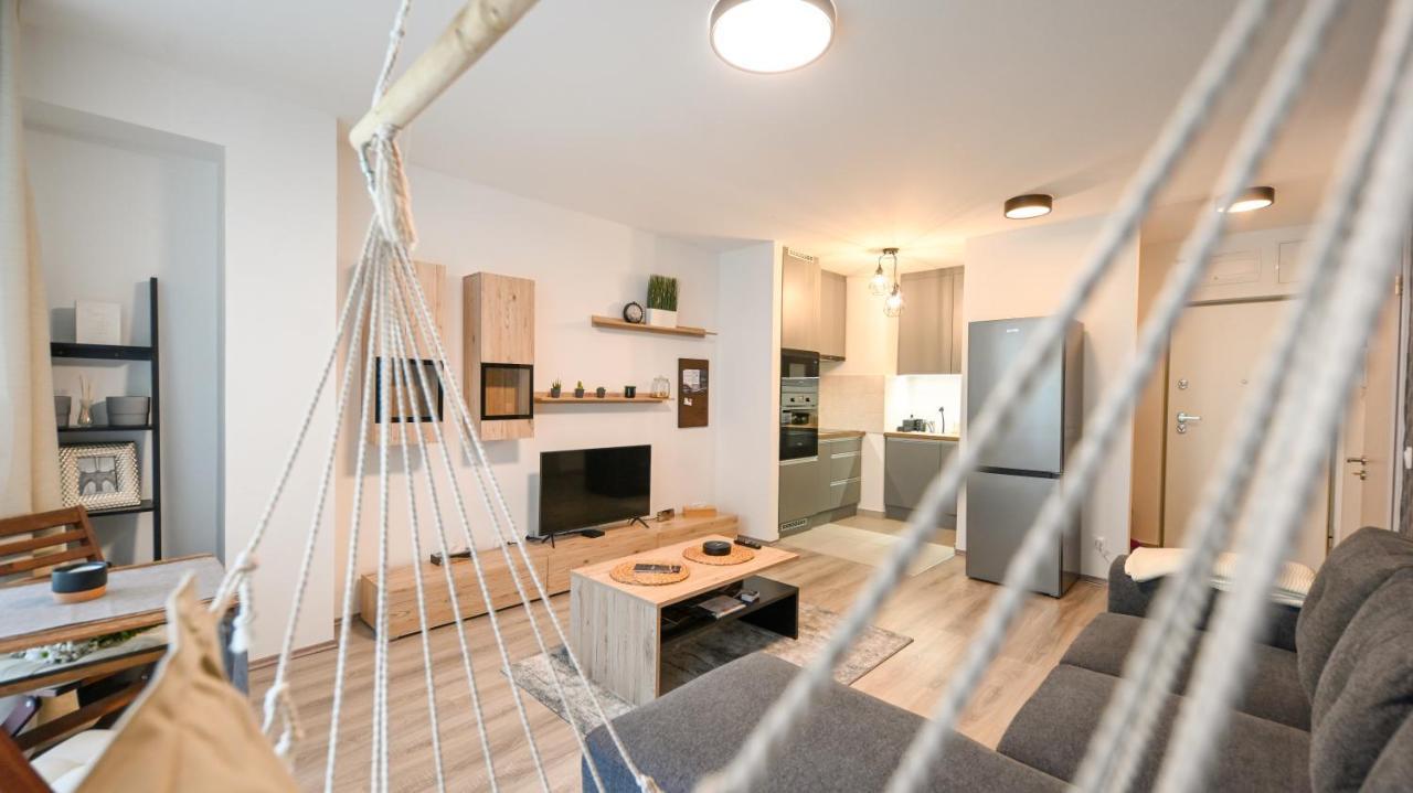 West Park Residence Apartment Budapest Exterior photo